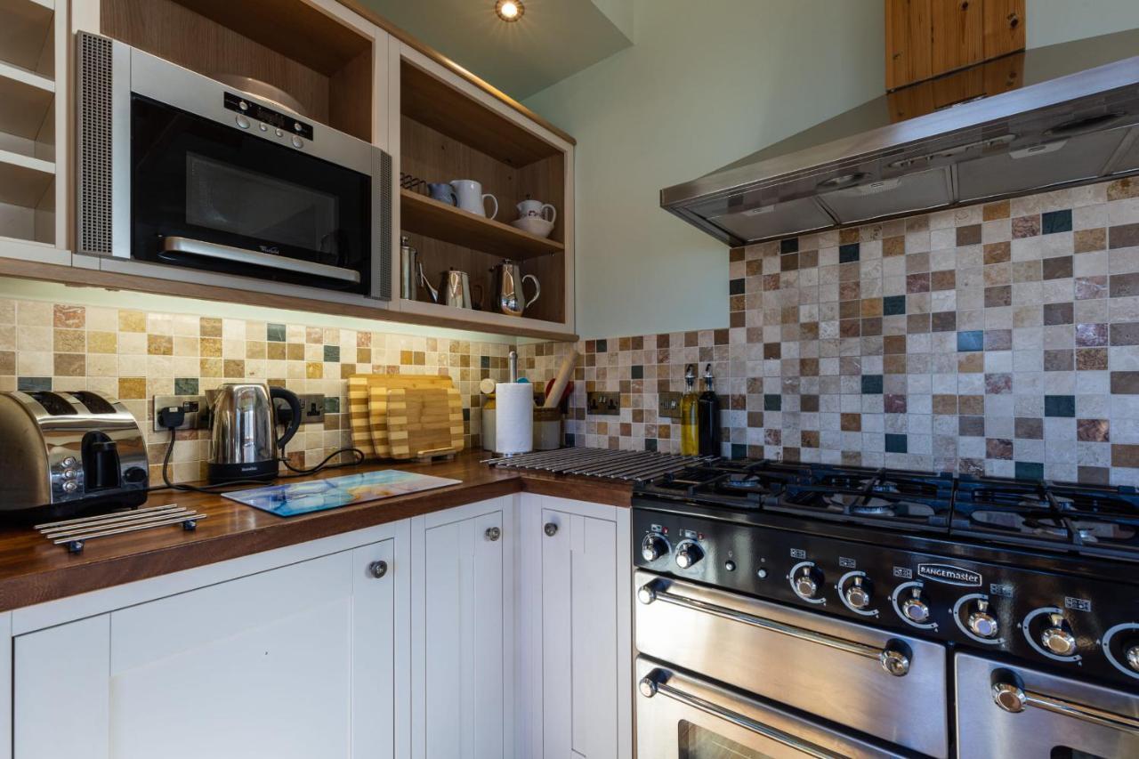 Shore Cottage Isle Of Skye 波特里 外观 照片