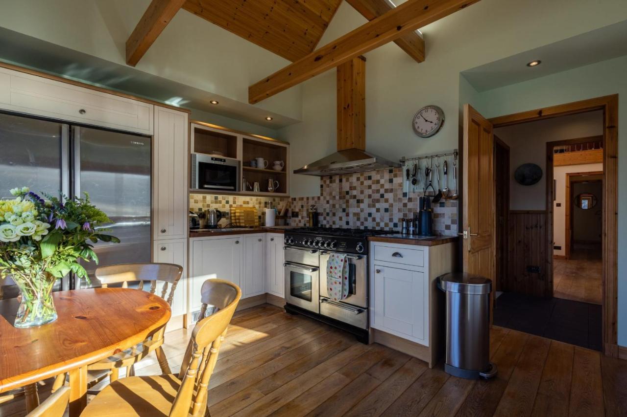 Shore Cottage Isle Of Skye 波特里 外观 照片